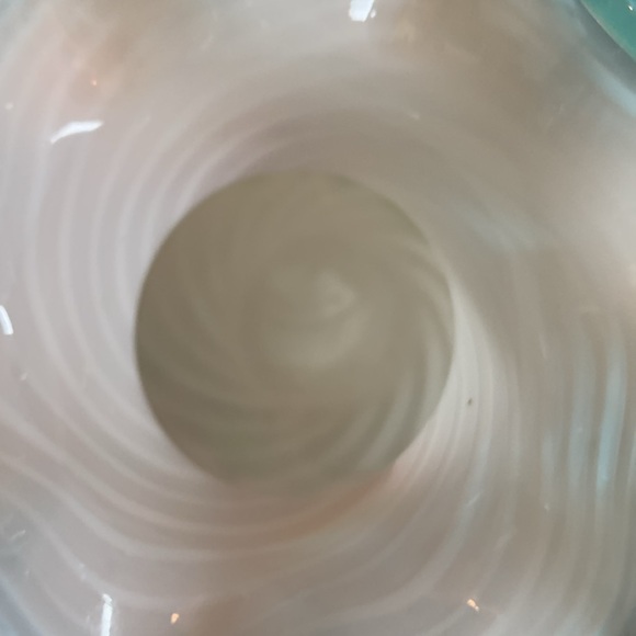 Glass Vase Hand painted. - Picture 4 of 4